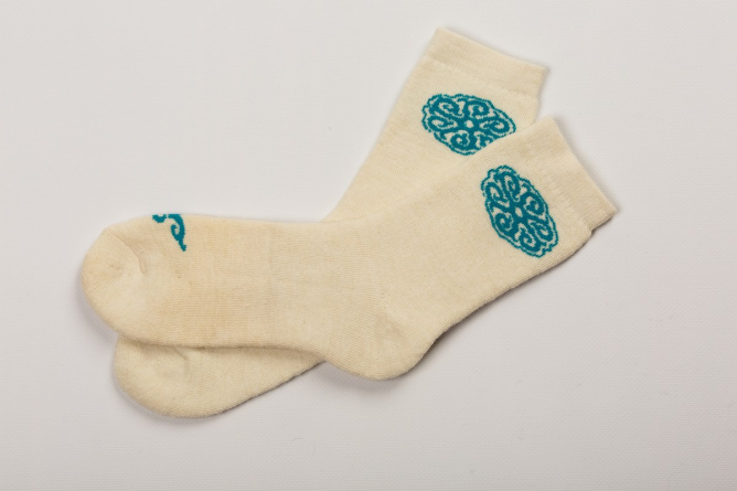 Women's socks with an ornament фото 1
